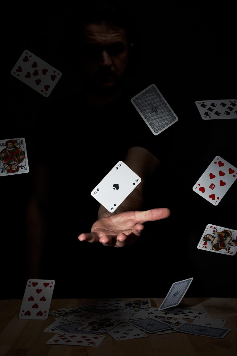 Los Golden State Warriors y su juego de poker a beneficio