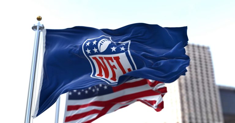 Estrella de la NFL gana torneo en Tampa